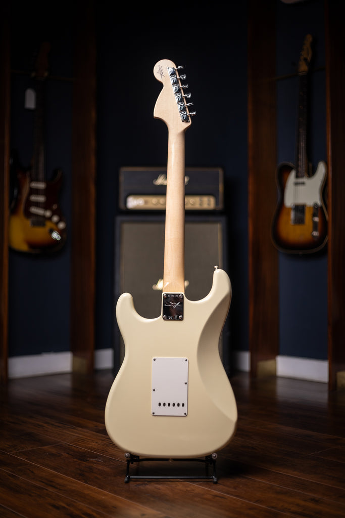 Fender Custom Shop 1968 Stratocaster Deluxe Closet Classic Electric Guitar - Aged Vintage White