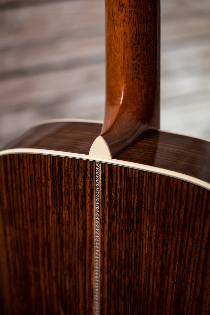 Martin 000-EC 30th Anniversary Eric Clapton Signature Acoustic Guitar - Antique Toner