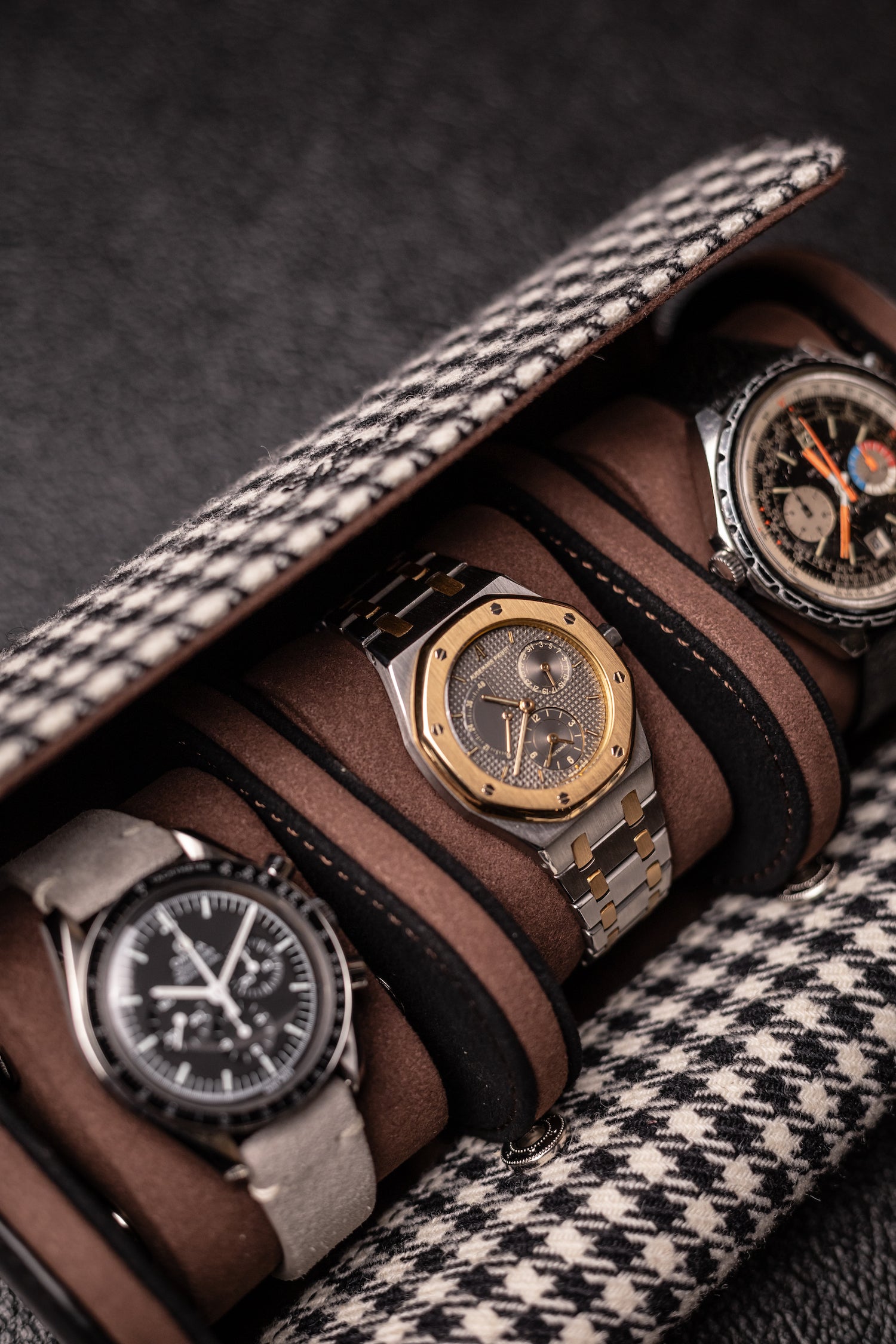 KRUK Black/White Pepita with Chocolate 3-Watch Case