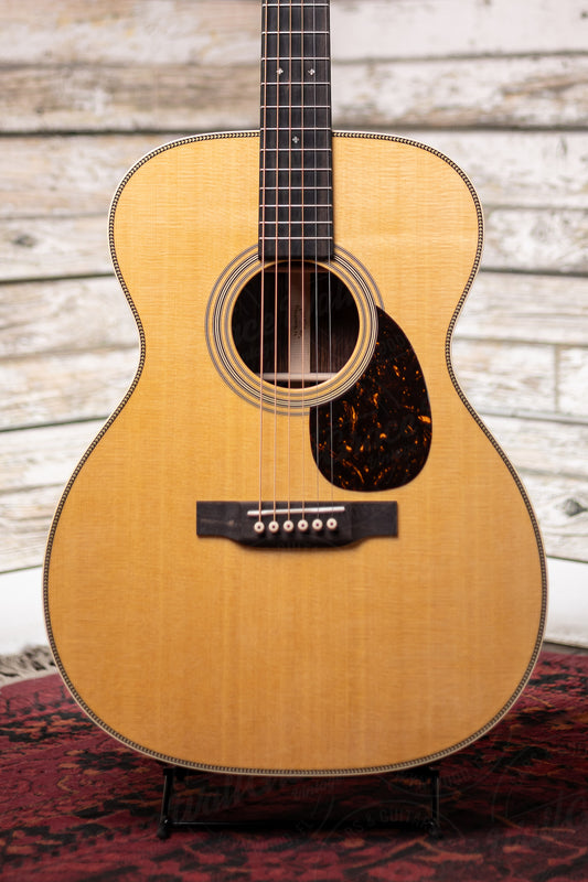 Martin OM-28 Acoustic Guitar - Natural