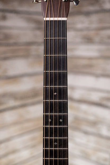 Martin OM-28 Acoustic Guitar - Natural