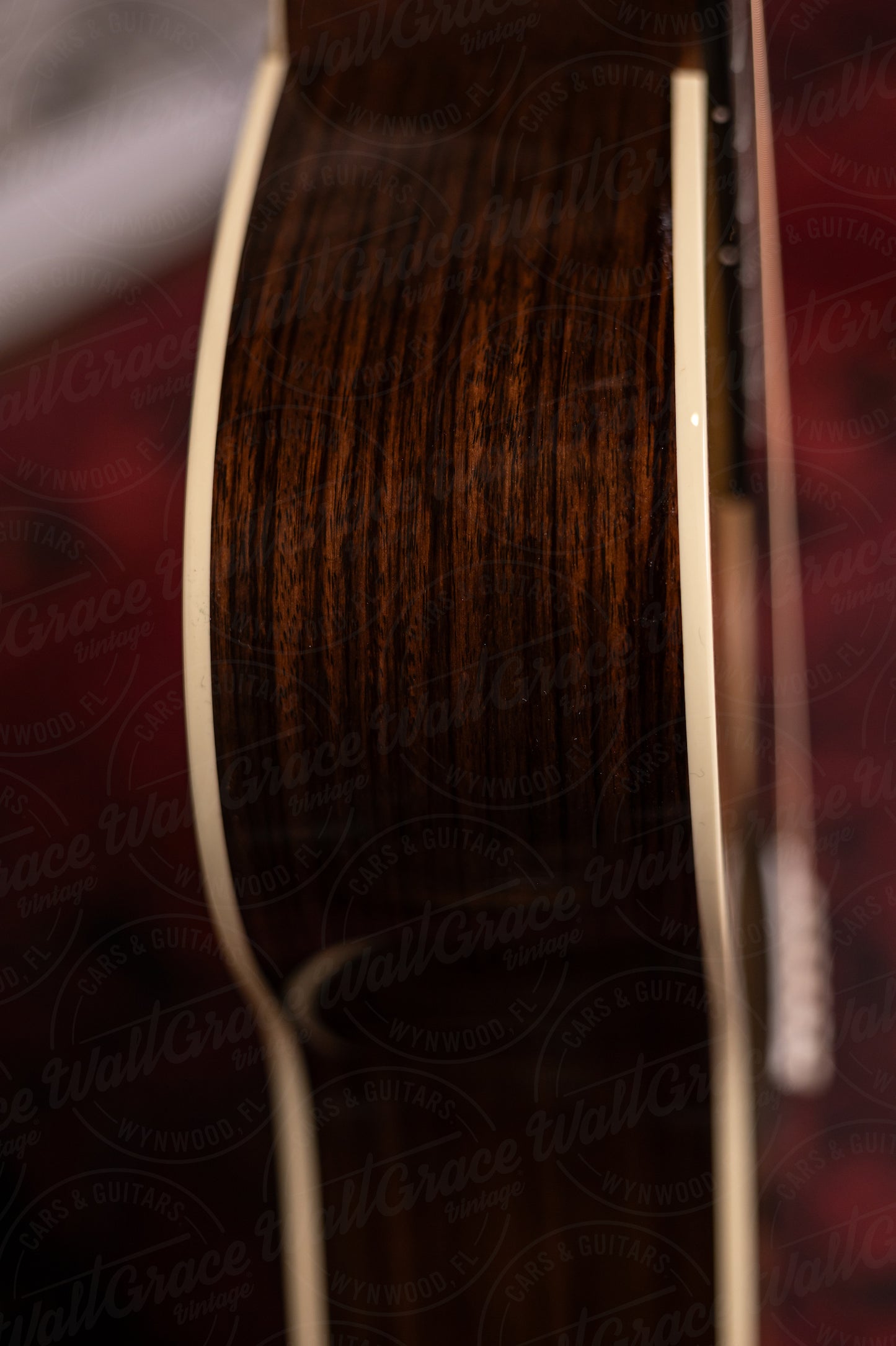 Martin OM-28 Acoustic Guitar - Natural