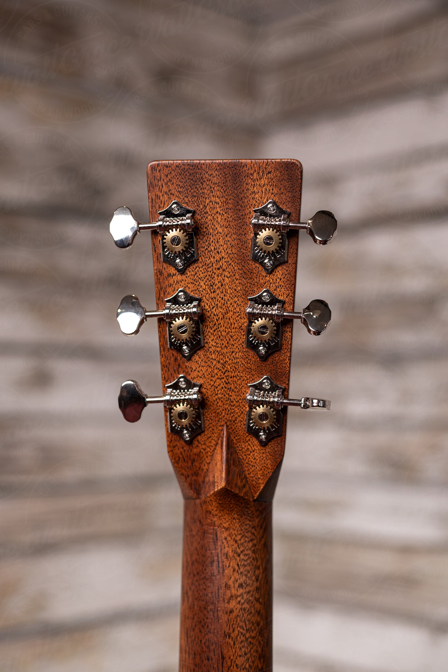 Martin OM-28 Acoustic Guitar - Natural