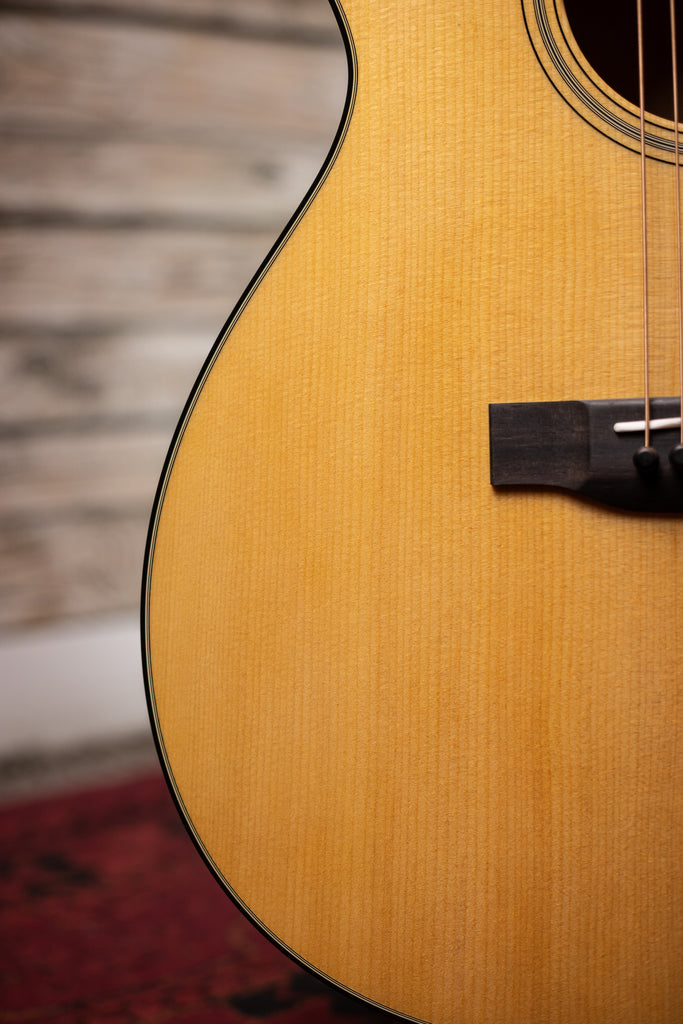 Martin 000-18 Acoustic Guitar - Natural