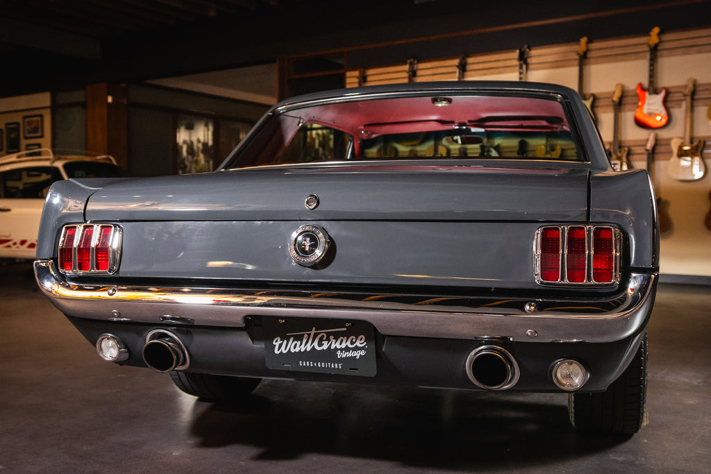 1965 Ford Mustang Restomod - Grey