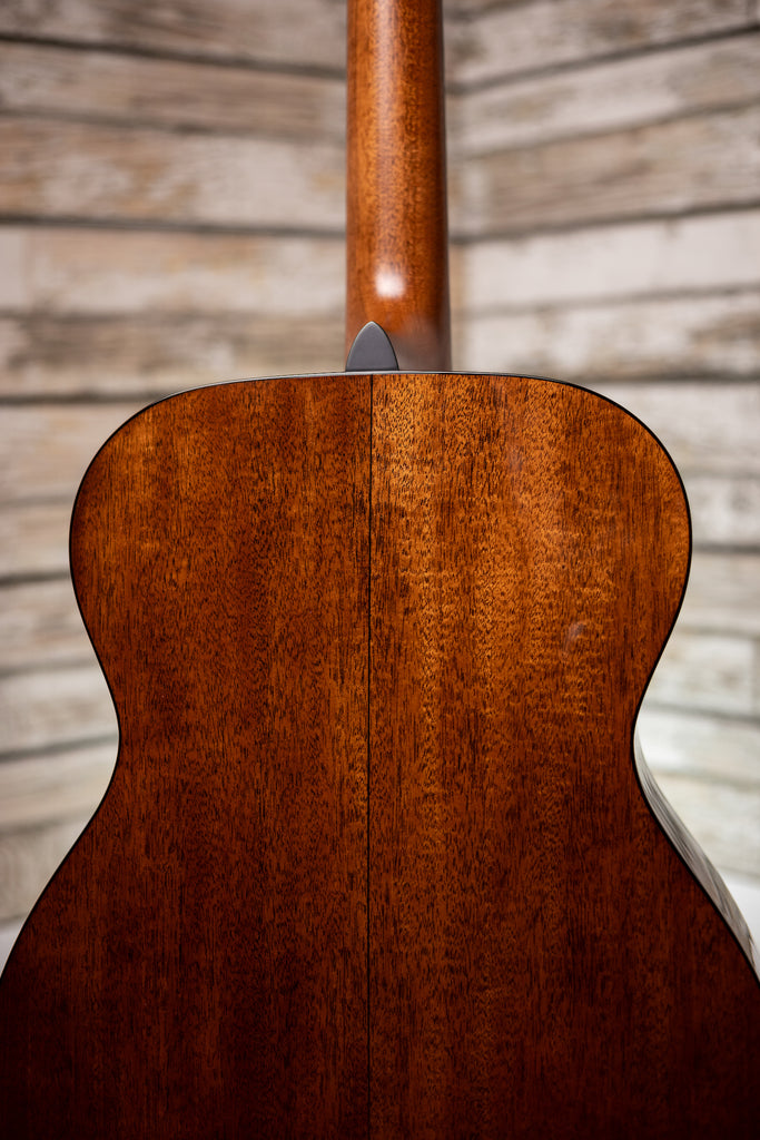 Martin 000-18 Acoustic Guitar - Natural