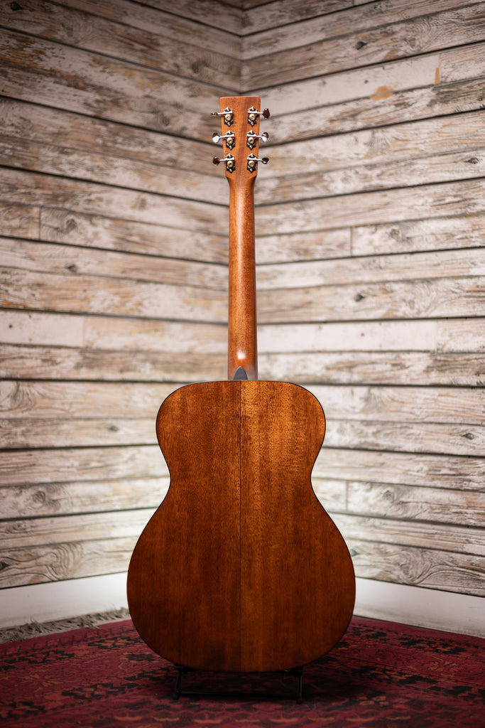 Martin 000-18 Acoustic Guitar - Natural