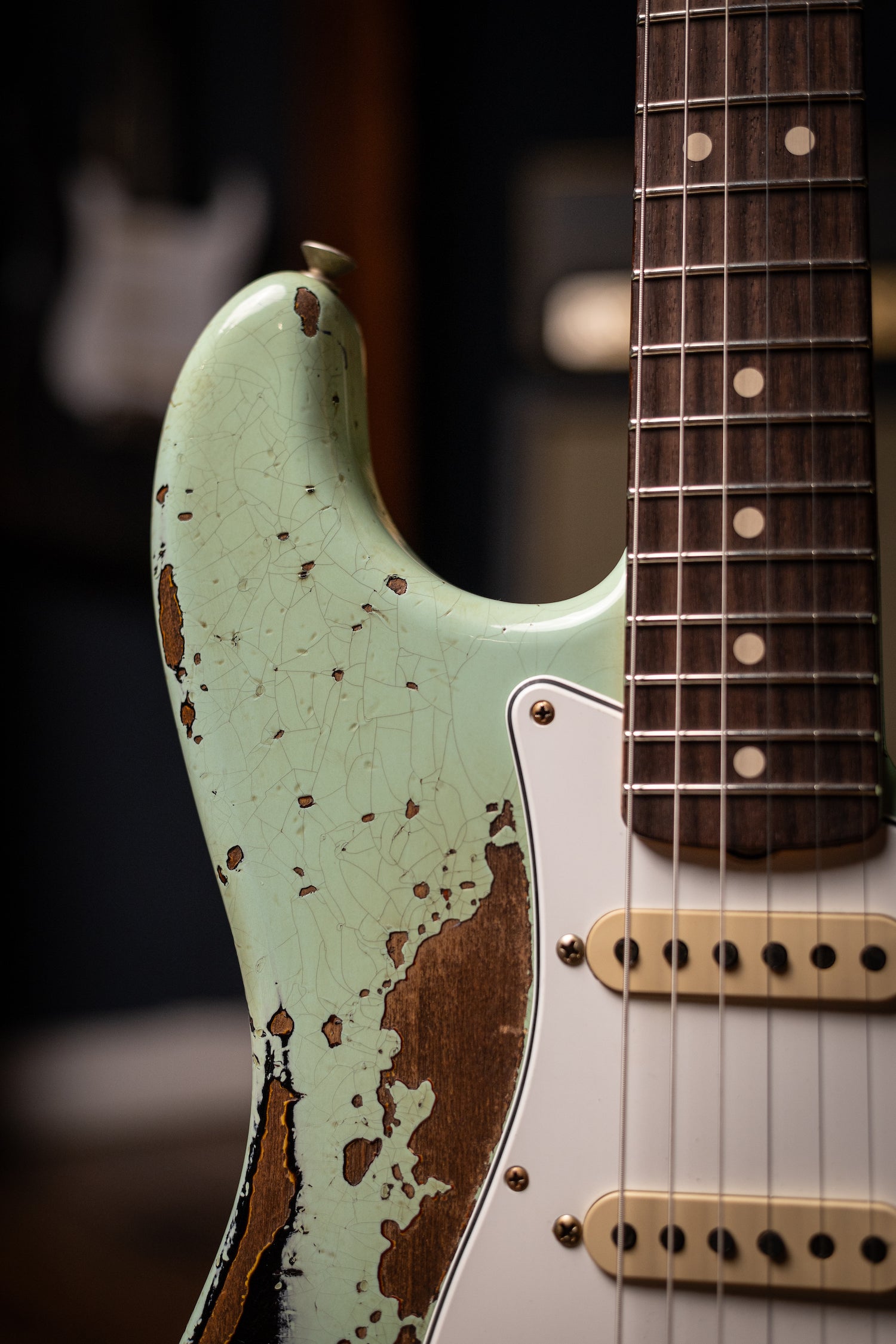 Fender Custom Shop 1963 Stratocaster Electric Guitar - Surf Green over 3-color Sunburst, Super Heavy Relic