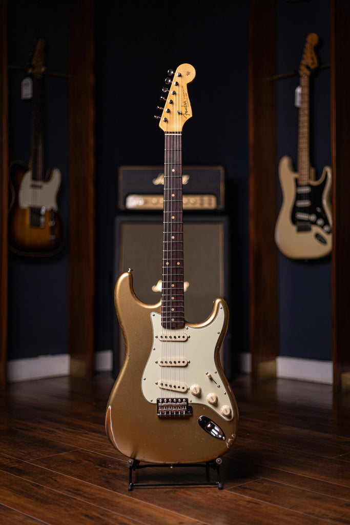 Fender Custom Shop Late-1962 Stratocaster Relic Closet Classic Hardware Electric Guitar - Aged Aztec Gold