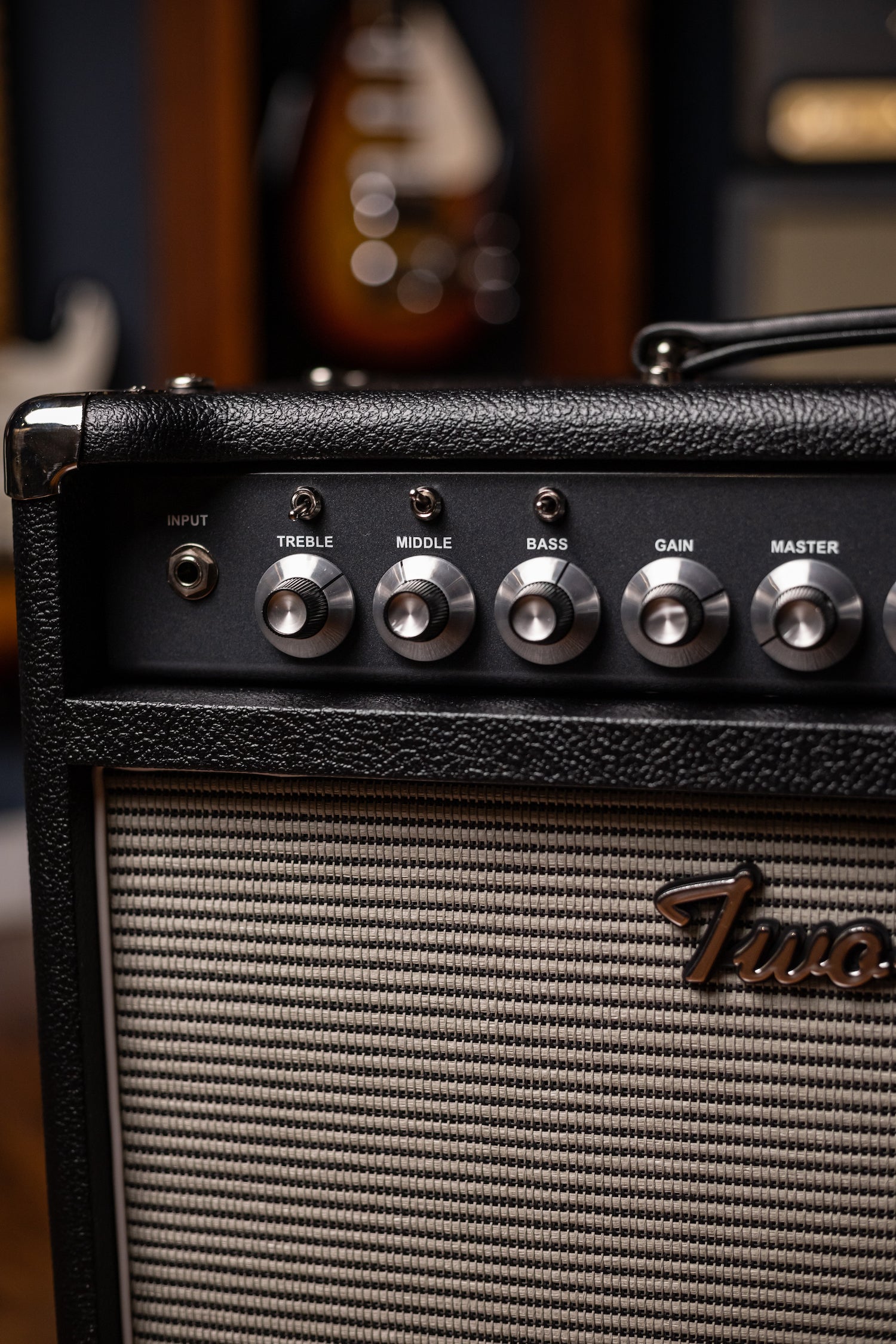 IN STOCK! Two-Rock Traditional Clean 100 Watt 1x12” Tube Combo Amp - Black Bronco, Blues Breaker Cloth, White Piping