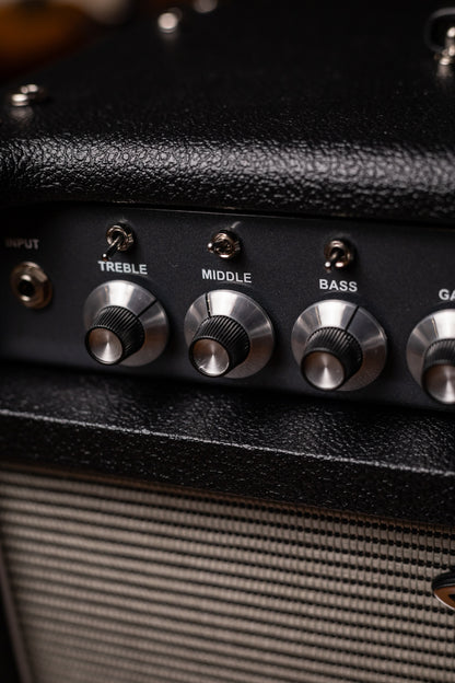 IN STOCK! Two-Rock Traditional Clean 100 Watt 1x12” Tube Combo Amp - Black Bronco, Blues Breaker Cloth, White Piping