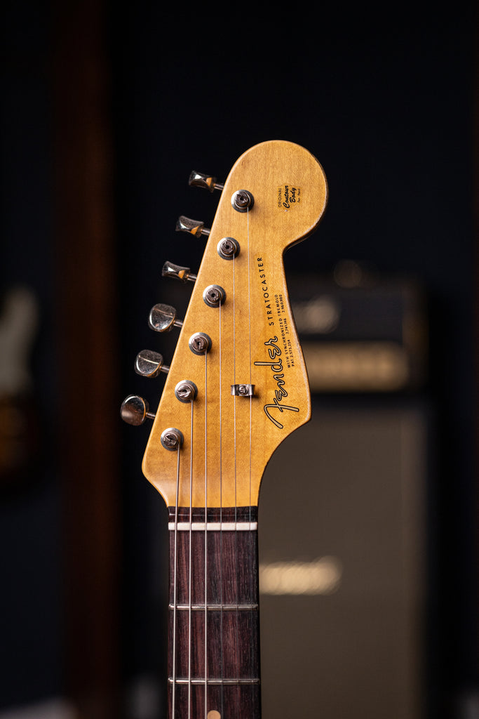 Fender Custom Shop Late 1962 Stratocaster Relic Closet Classic Hardware Electric Guitar - Faded Aged Daphne Blue