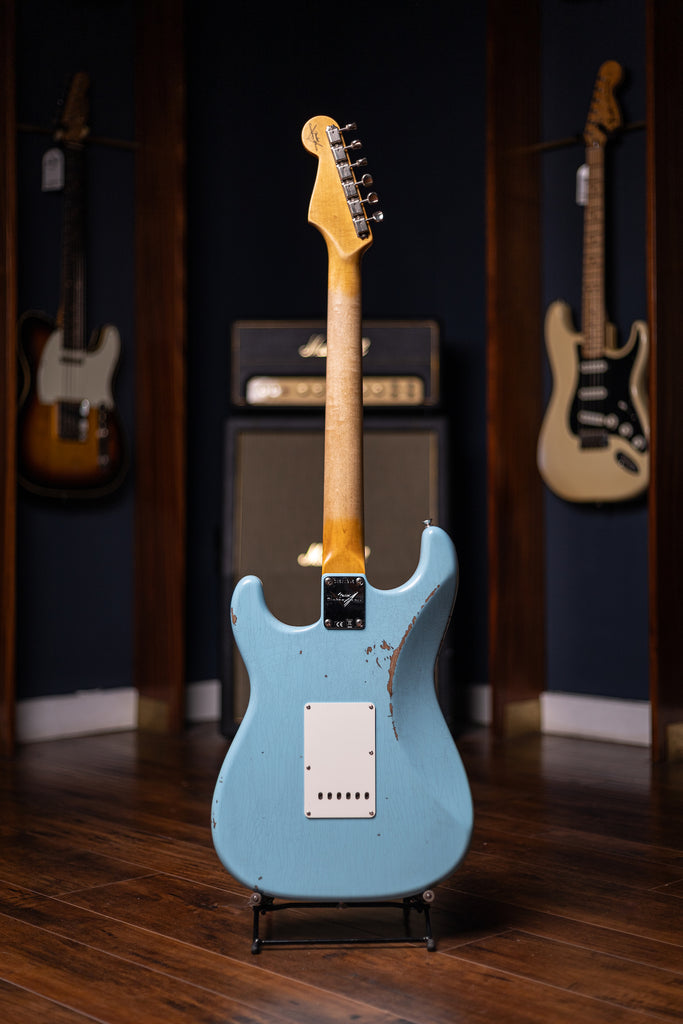 Fender Custom Shop Late 1962 Stratocaster Relic Closet Classic Hardware Electric Guitar - Faded Aged Daphne Blue