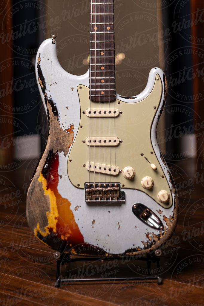Fender Custom Shop Limited Edition '59 Stratocaster Super Heavy Relic Electric Guitar - Aged Sonic Blue Over 3-Tone Sunburst
