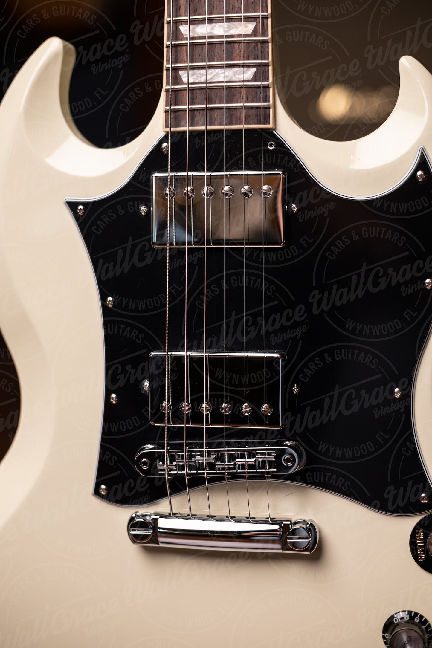 Gibson SG Standard Classic Electric Guitar - White