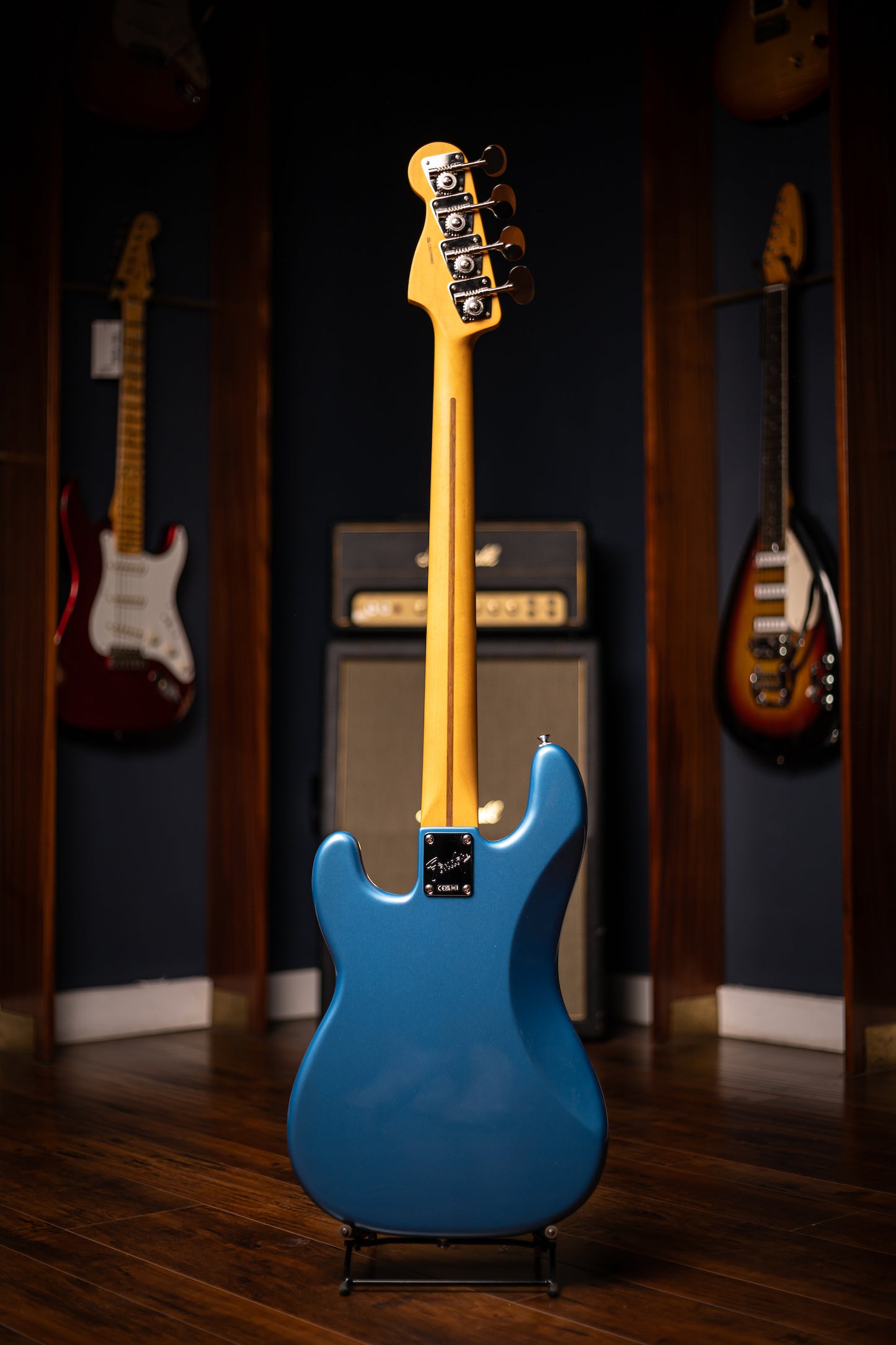 Fender American Professional Classic Precision Bass - Lake Placid Blue