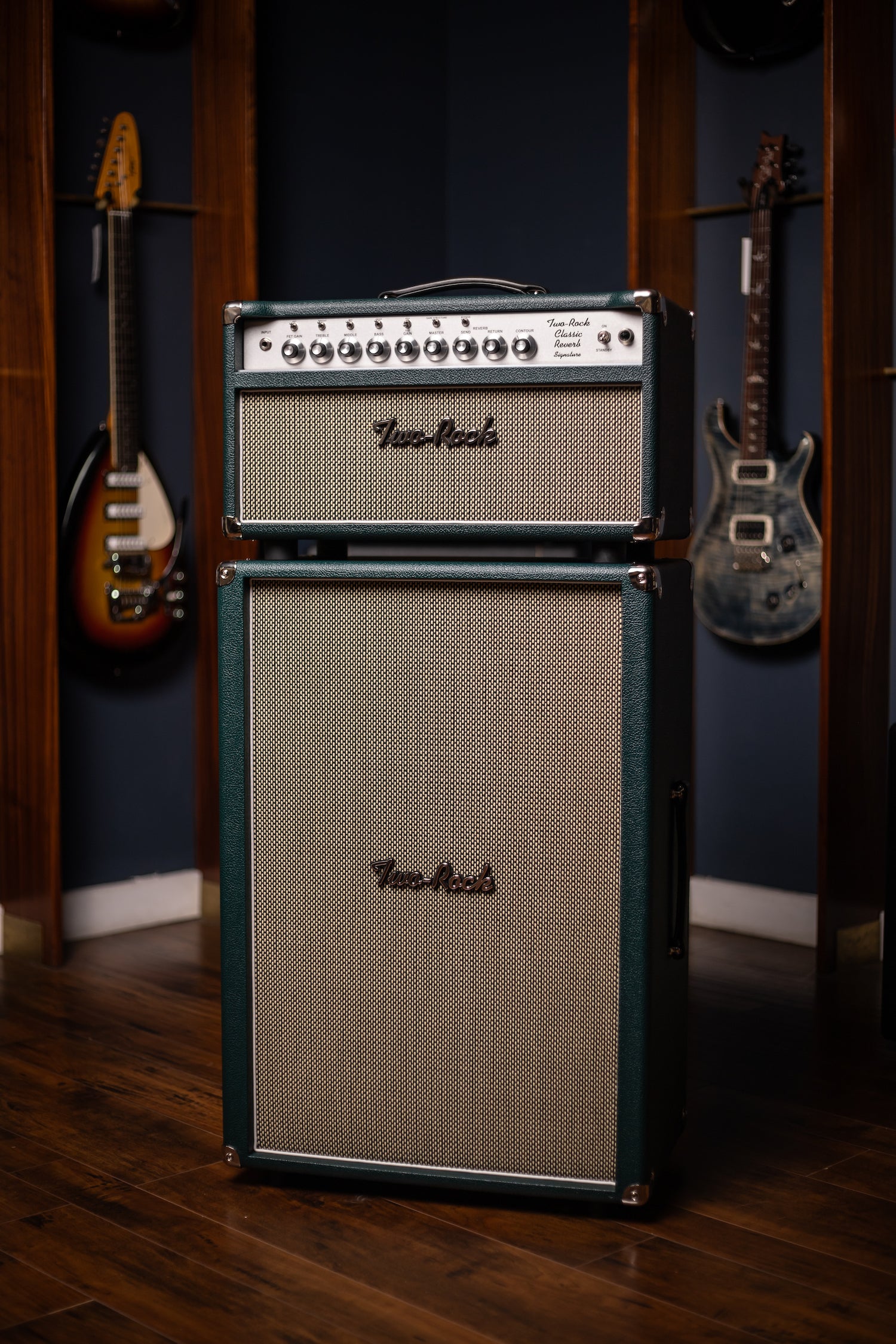 IN STOCK! Two-Rock Classic Reverb 100 Watt Head And 12-65B 2x12 Extension Cabinet - British Green, Salt & Pepper Cloth, White Piping