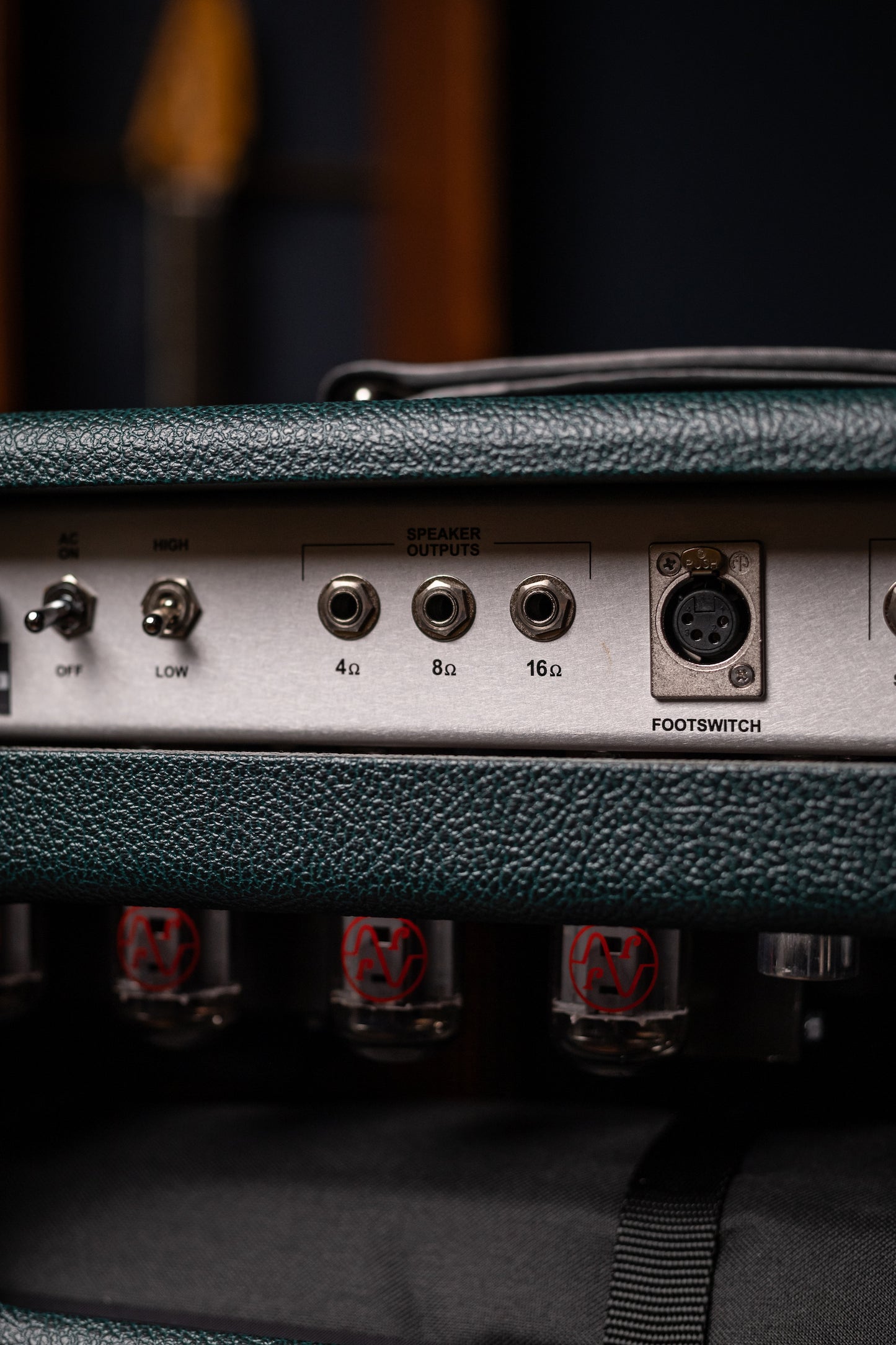 IN STOCK! Two-Rock Classic Reverb 100 Watt Head And 12-65B 2x12 Extension Cabinet - British Green, Salt & Pepper Cloth, White Piping
