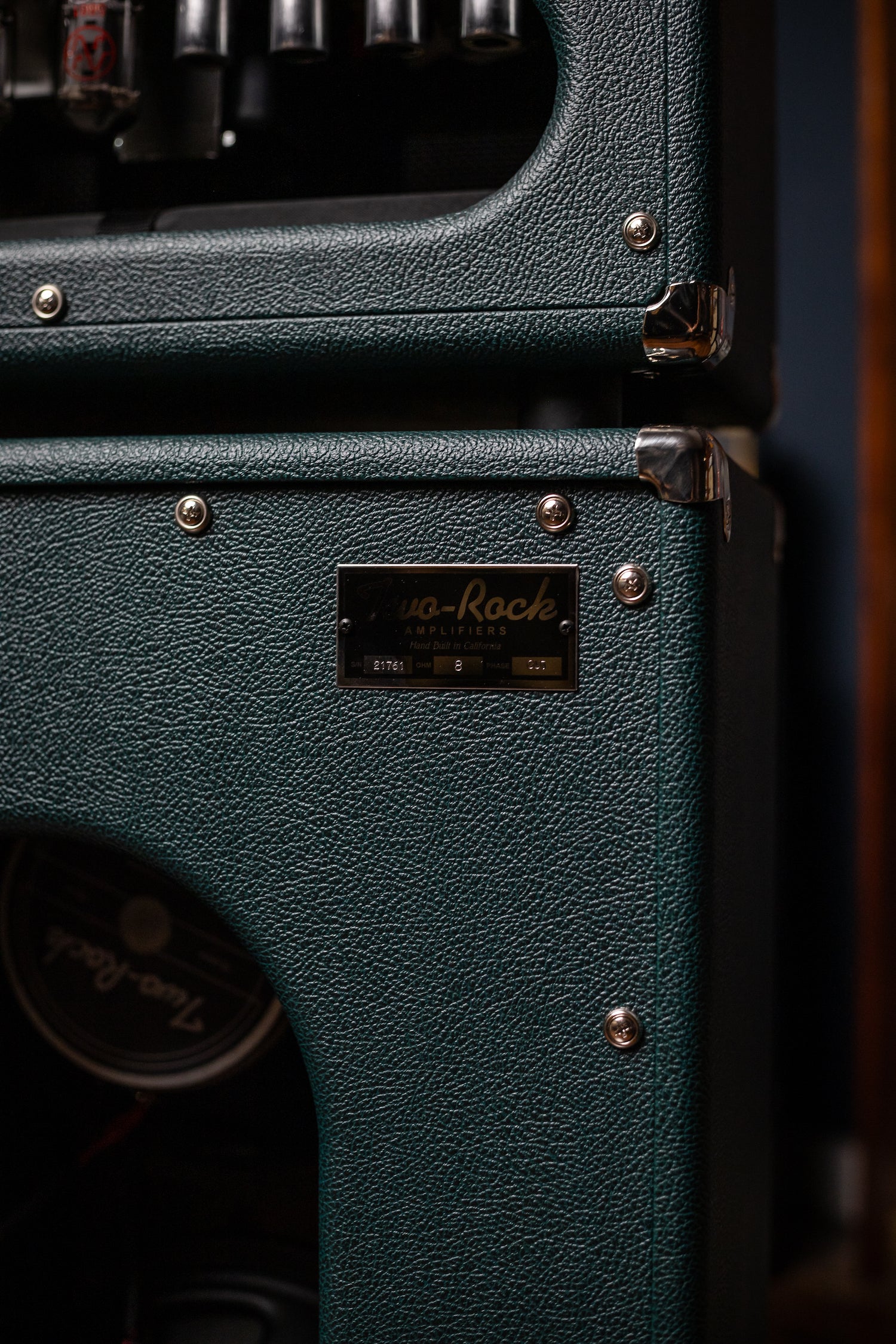 IN STOCK! Two-Rock Classic Reverb 100 Watt Head And 12-65B 2x12 Extension Cabinet - British Green, Salt & Pepper Cloth, White Piping
