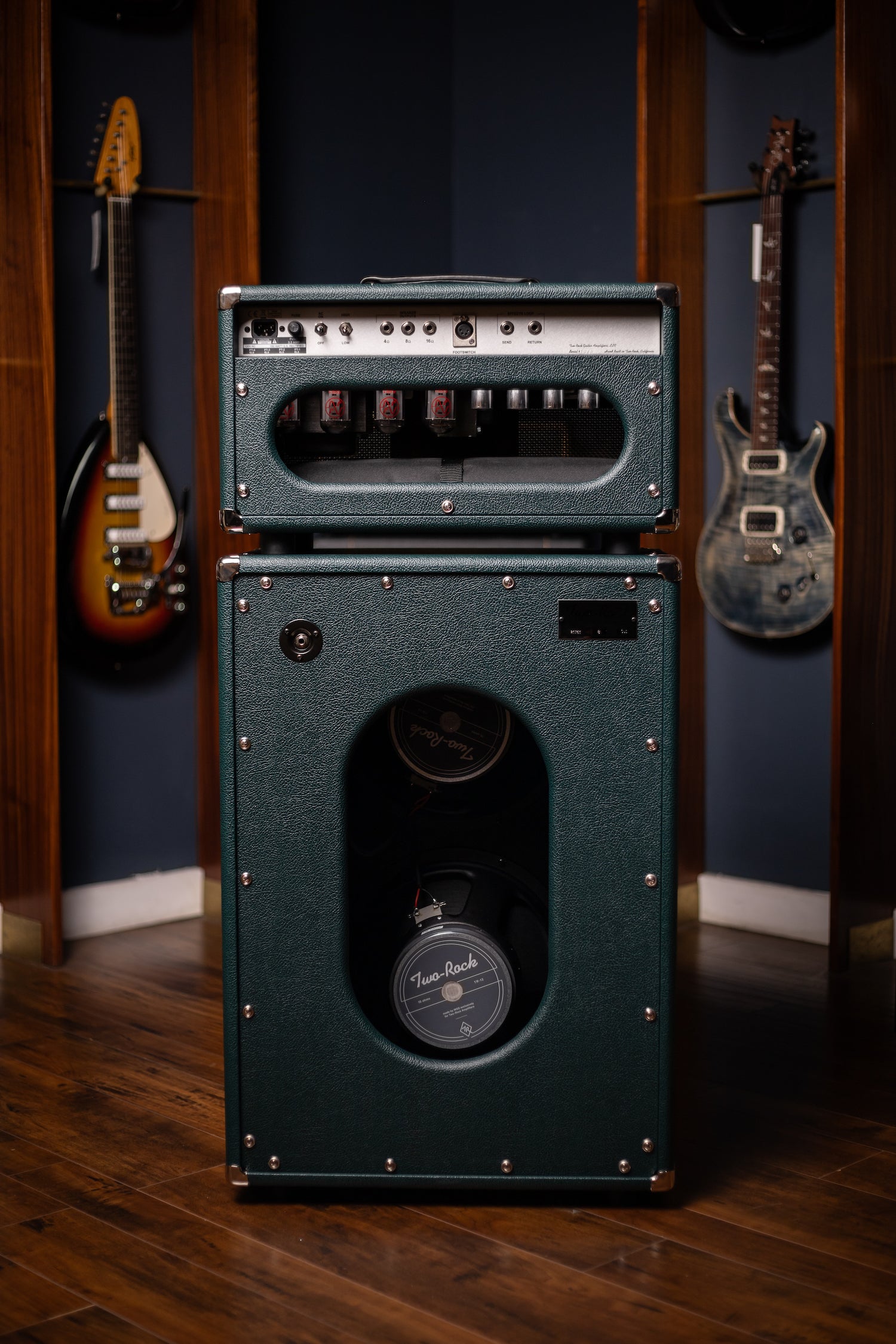 IN STOCK! Two-Rock Classic Reverb 100 Watt Head And 12-65B 2x12 Extension Cabinet - British Green, Salt & Pepper Cloth, White Piping