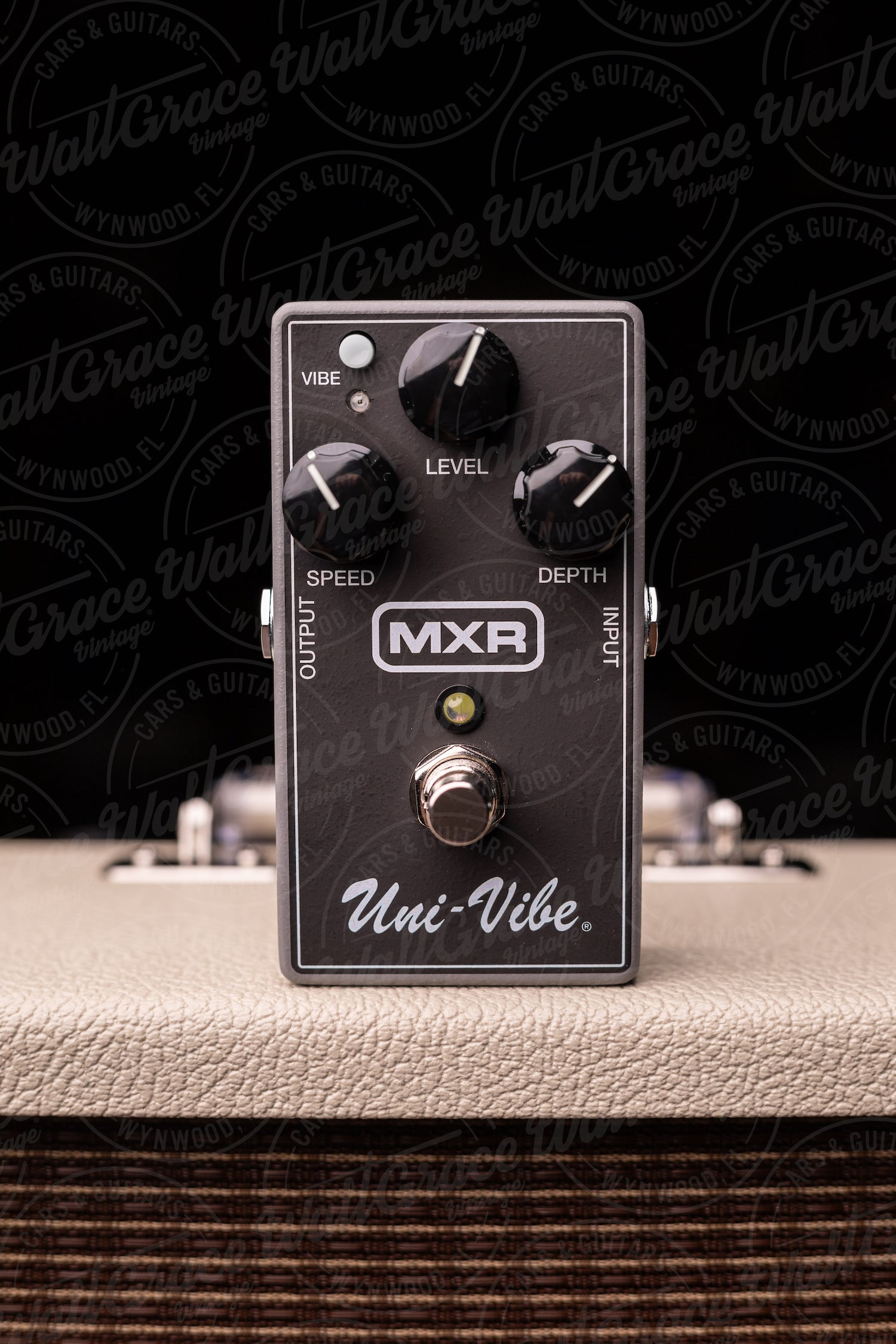 MXR M68 Uni-Vibe Chorus / Vibrato Pedal MXR M68 Uni-Vibe Chorus / Vibrato Pedal