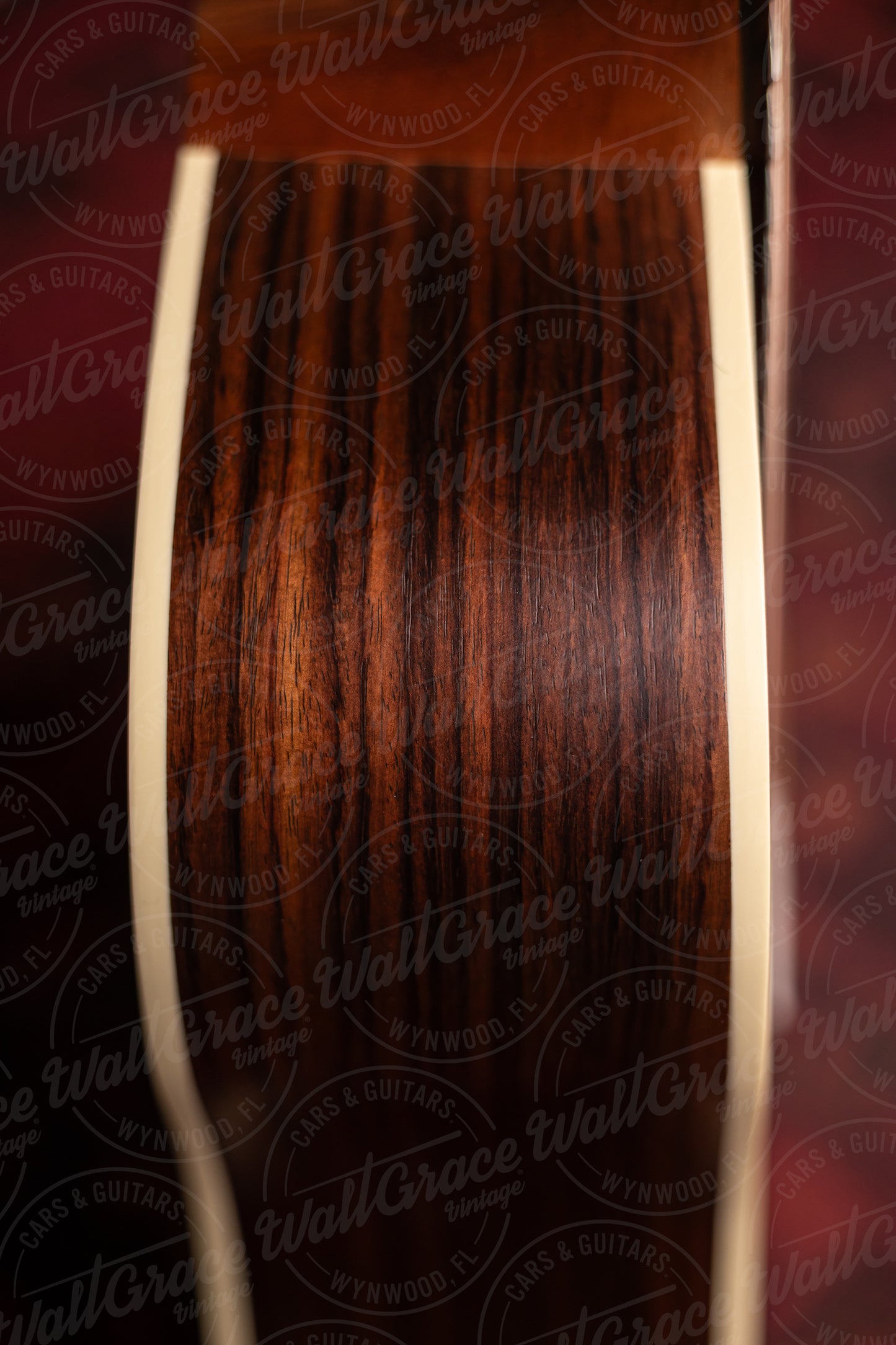 Gibson Hummingbird Studio Rosewood Acoustic Guitar - Satin Rosewood Bust