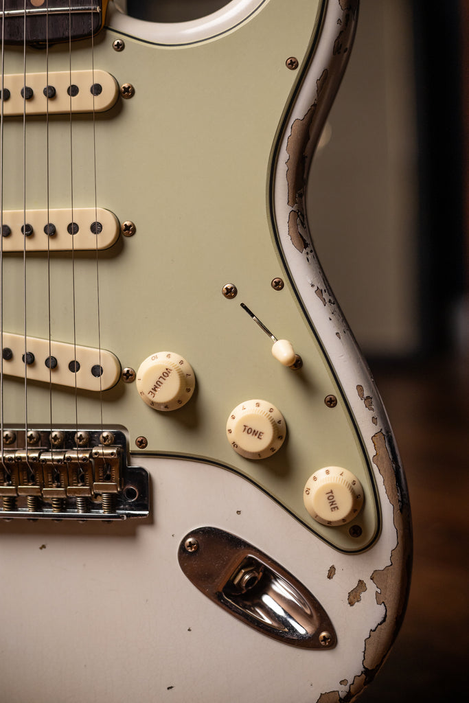 Fender Custom Shop 1960 Stratocaster Heavy Relic Electric Guitar - Aged Olympic White over 3-Color Sunburst