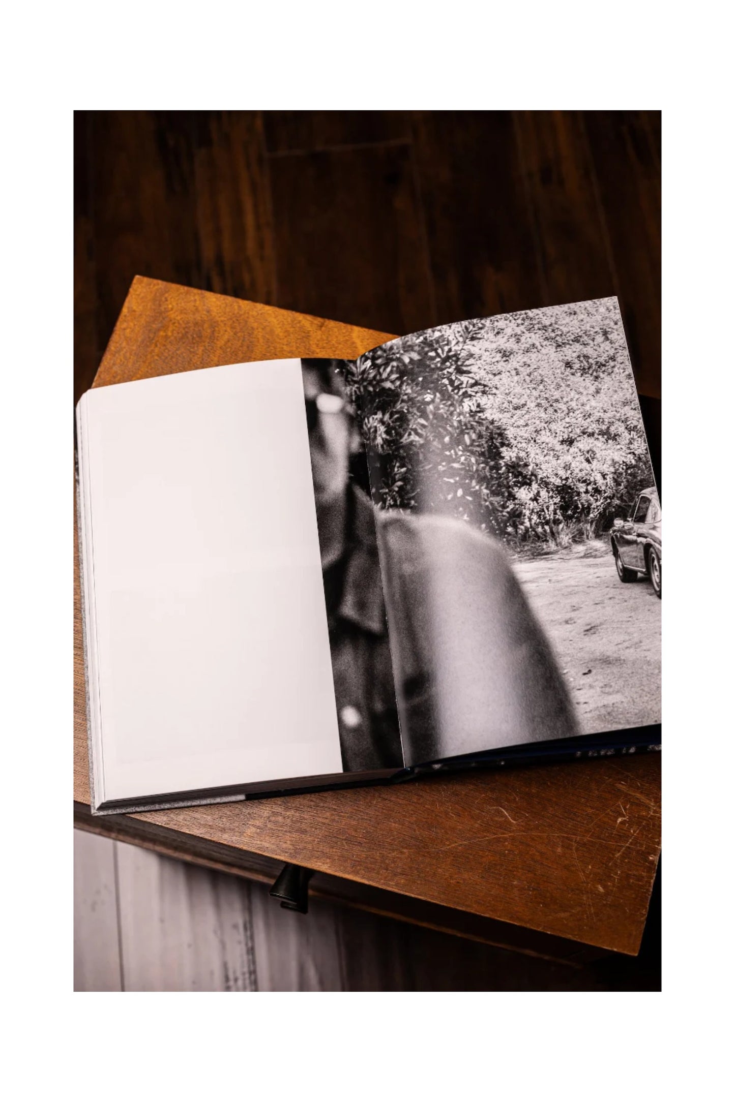 To Live And Drive In Los Angeles Hard Cover - Bart Kuykens