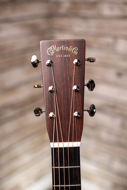 2025 Martin 000-28 1935 Sunburst Acoustic Guitar