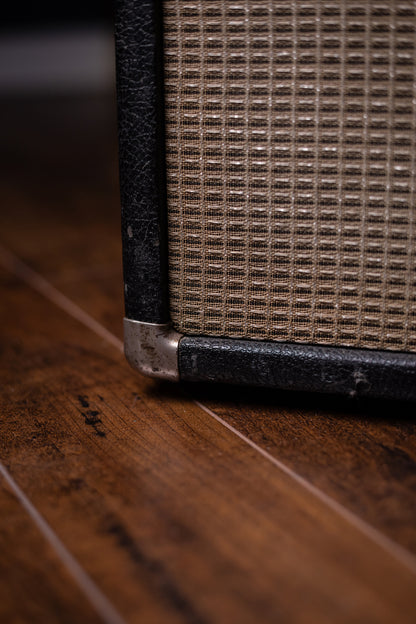 1965 Fender Vibrolux Reverb Amplifier