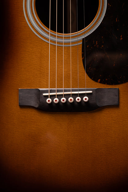2025 Martin 000-28 1935 Sunburst Acoustic Guitar
