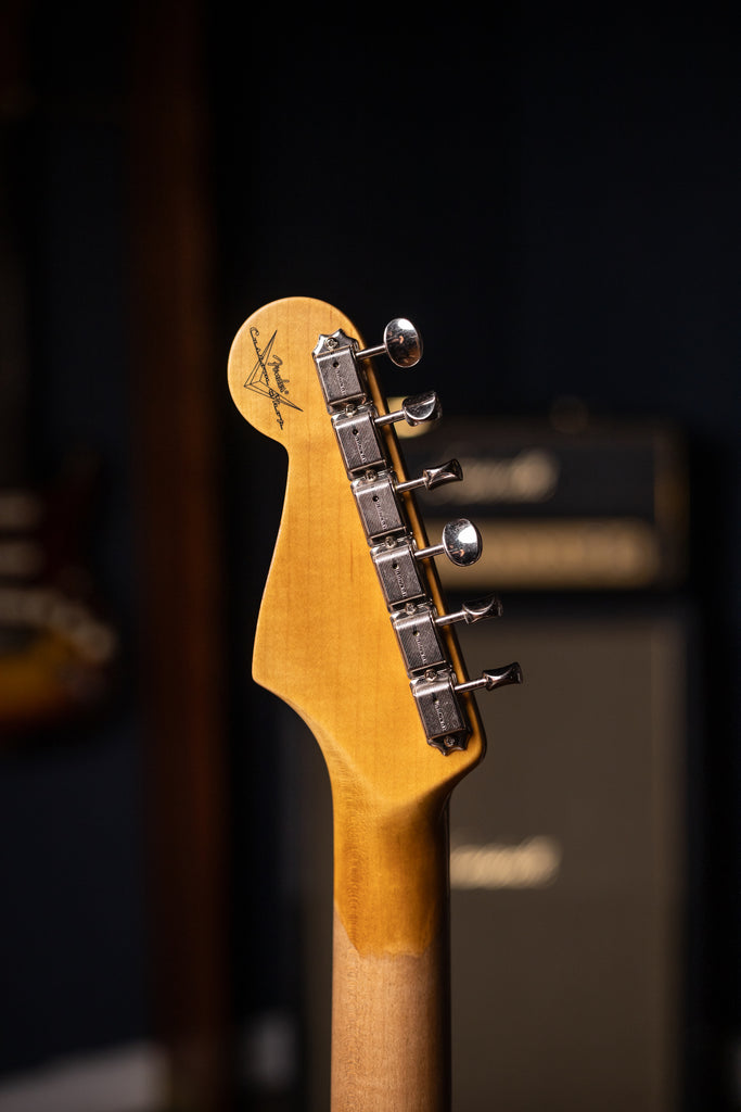 Fender Custom Shop Late 1962 Stratocaster Relic Closet Classic Hardware Electric Guitar - Faded Aged Daphne Blue