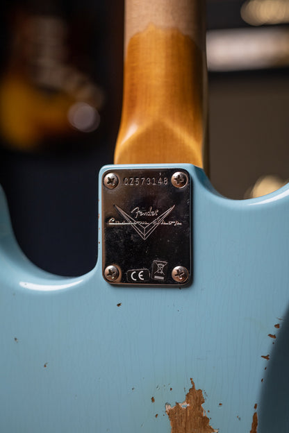 Fender Custom Shop Late 1962 Stratocaster Relic Closet Classic Hardware Electric Guitar - Faded Aged Daphne Blue