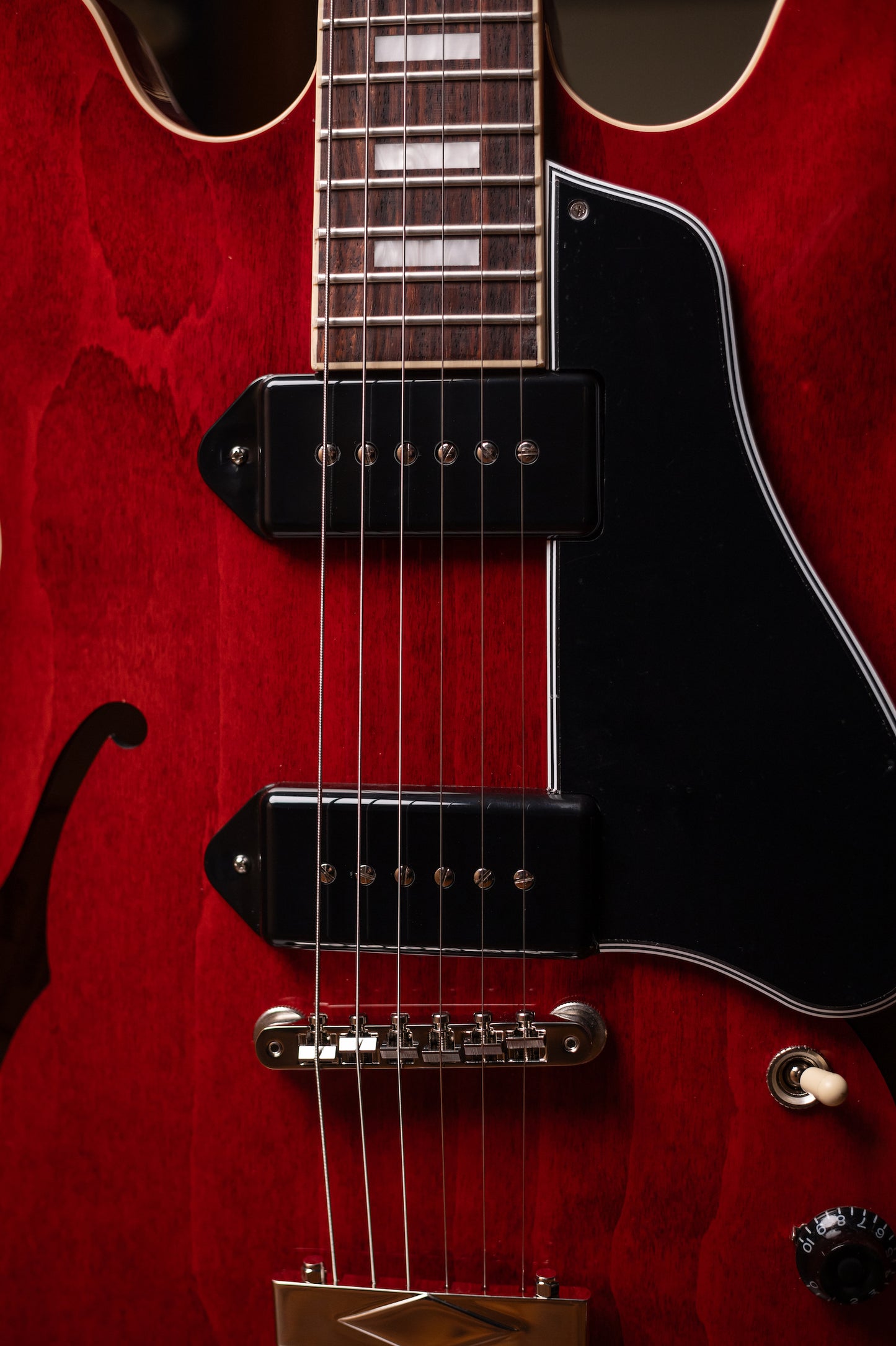 Gibson ES-330 Hollow Body Electric Guitar - Cherry