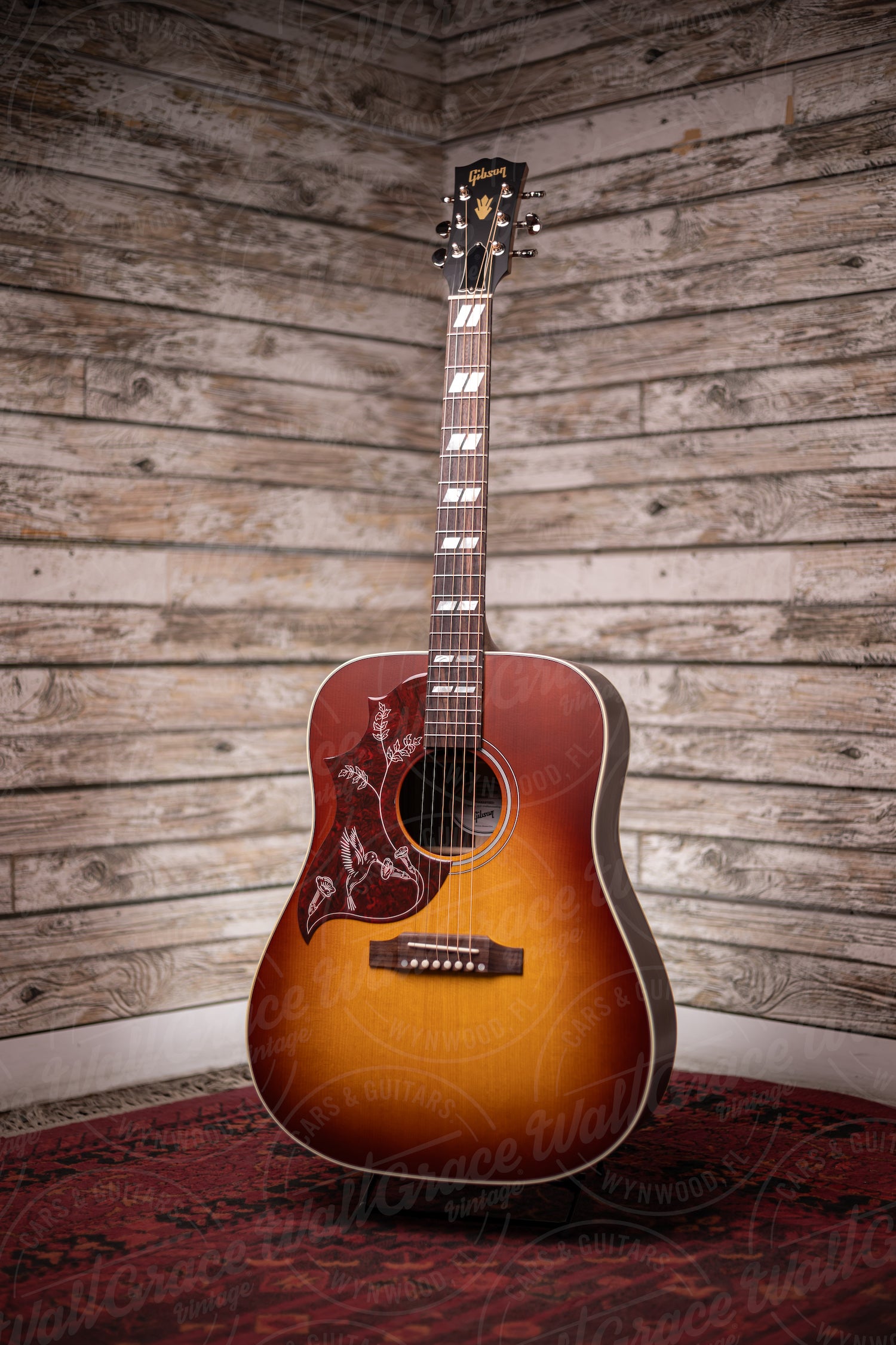 Gibson Hummingbird Studio Rosewood Acoustic Guitar - Satin Rosewood Bust