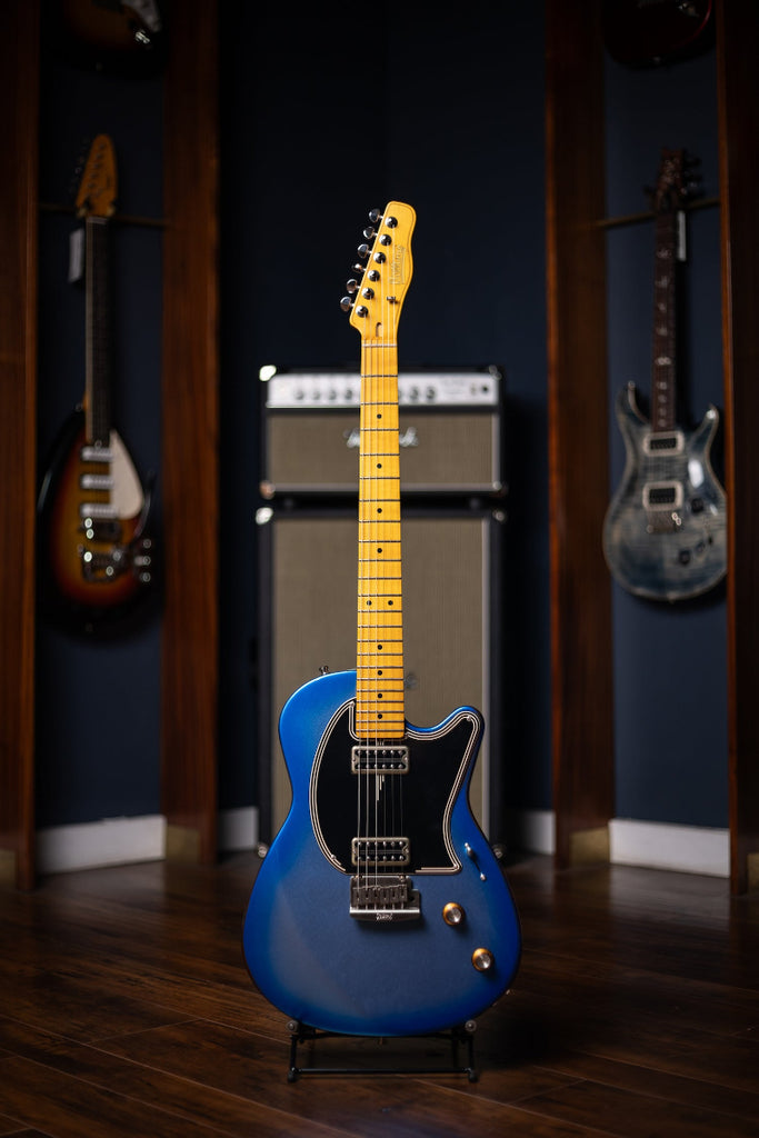 Belltone B Classic Three Electric Guitar - Skyburst