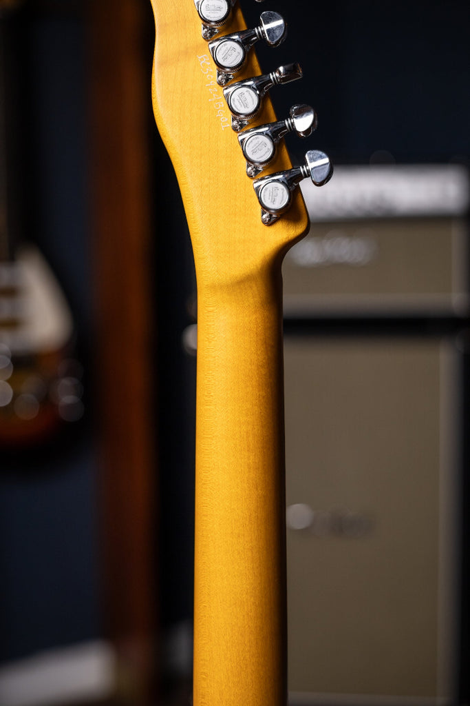 Belltone B Classic Three Electric Guitar - Skyburst