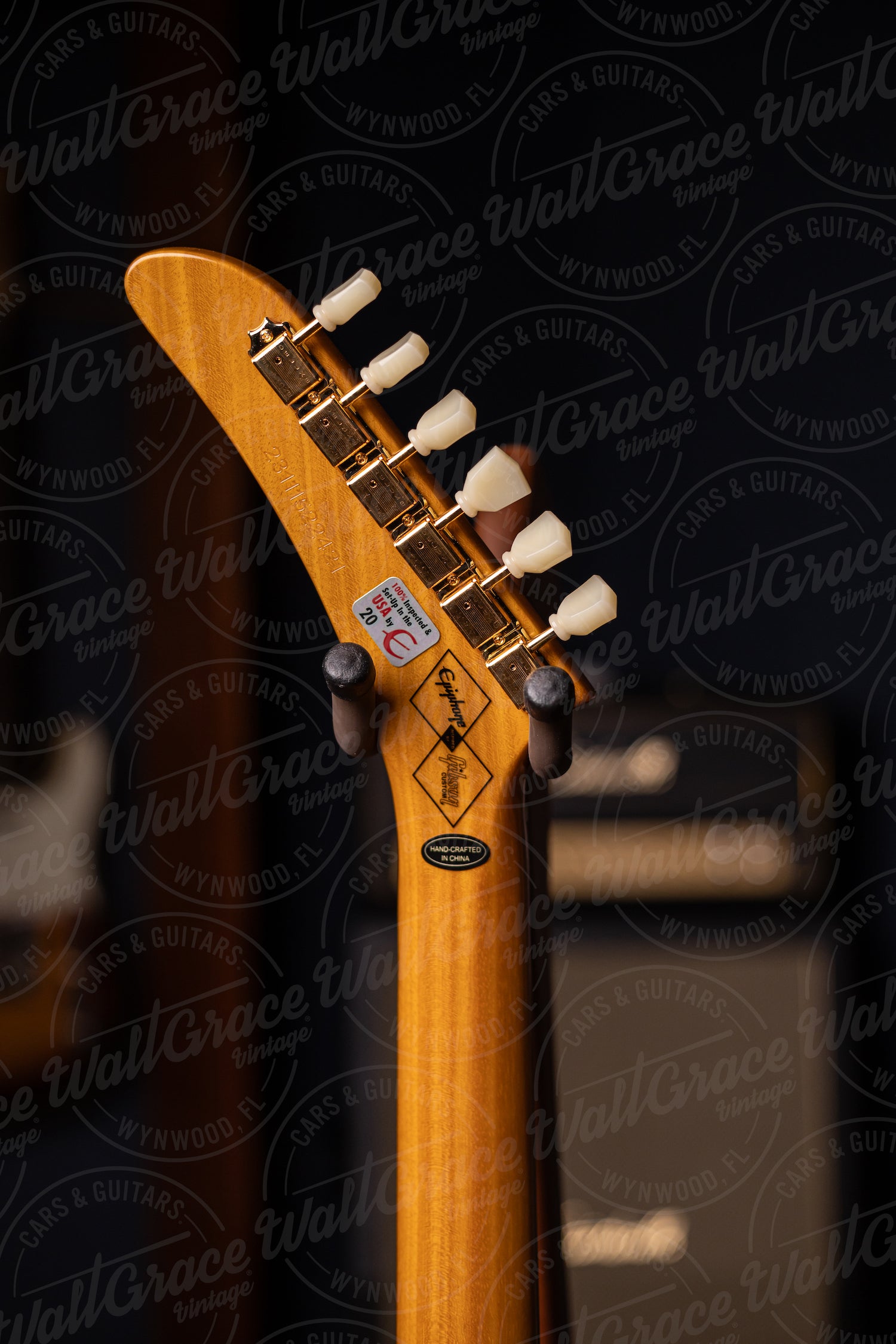 Epiphone 1958 Korina Explorer Electric Guitar - Natural W/ White Pickguard