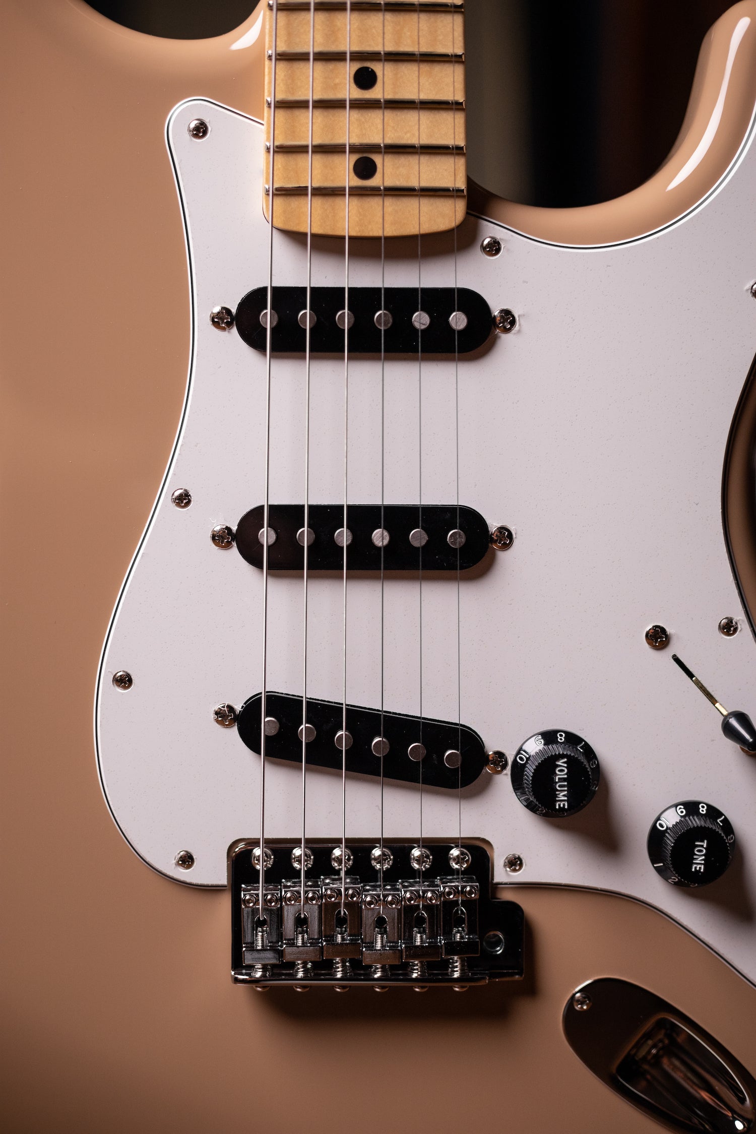 Fender Made in Japan Limited International Color Stratocaster Electric Guitar - Sahara Taupe