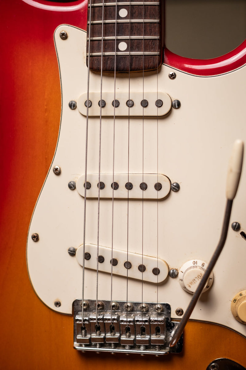 1982 Fender Stratocaster Electric Guitar - Sienna Burst