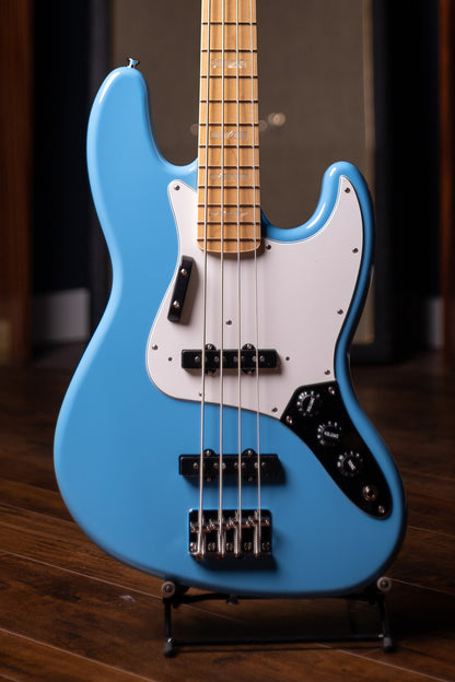 Fender Made in Japan Limited International Color Jazz Bass® - Maui Blue