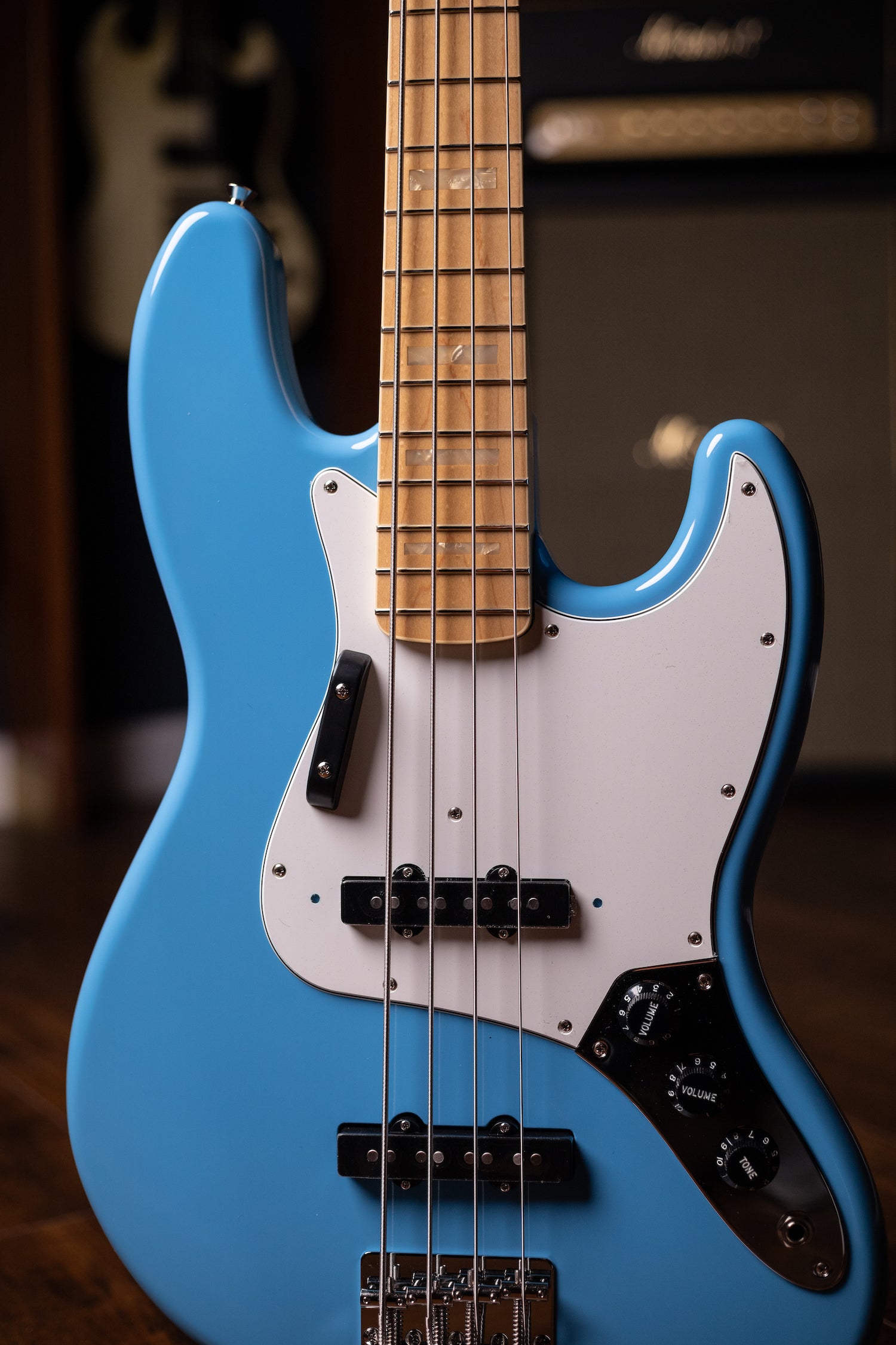 Fender Made in Japan Limited International Color Jazz Bass® - Maui Blue