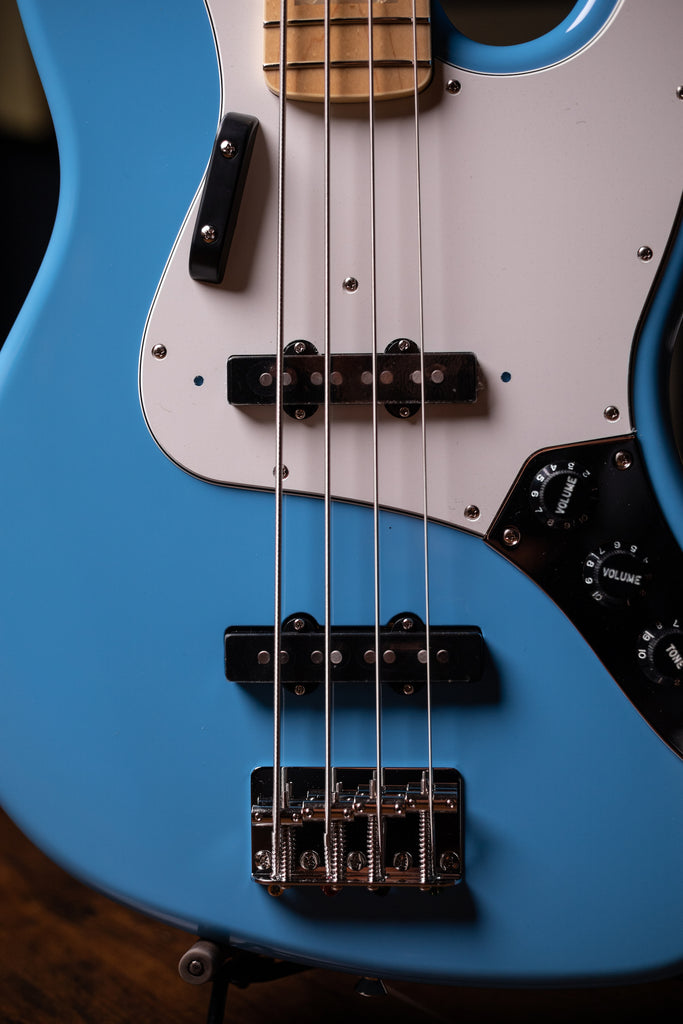 Fender Made in Japan Limited International Color Jazz Bass® - Maui Blue
