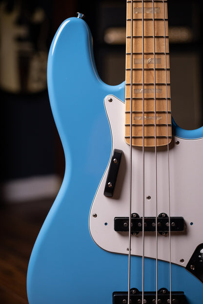 Fender Made in Japan Limited International Color Jazz Bass® - Maui Blue