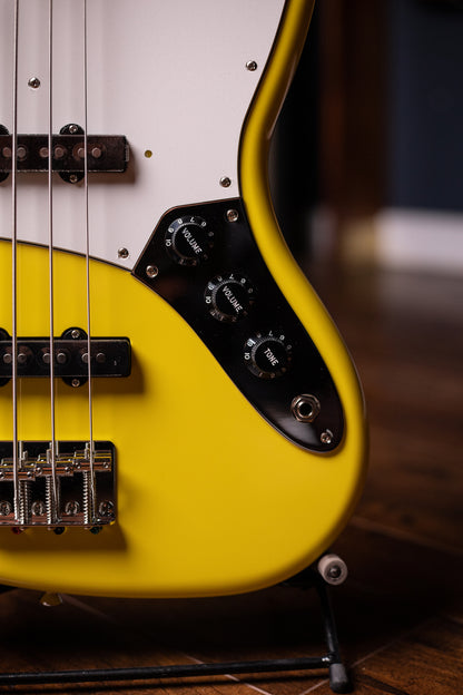 Fender Made in Japan Limited International Color Jazz Bass® - Monaco Yellow