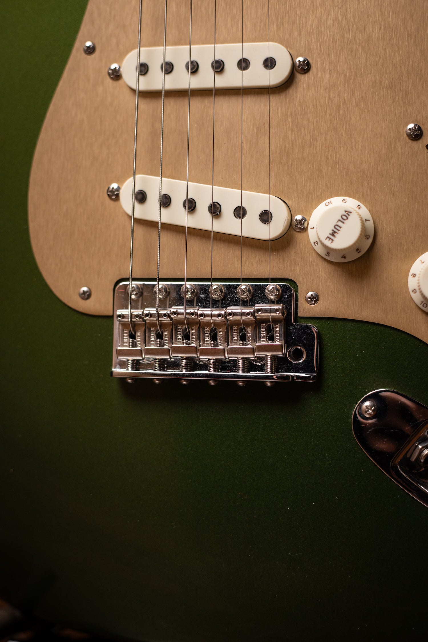 2022 Fender LTD 1957 Stratocaster Closet Classic Solid Rosewood Neck Electric Guitar - Cadillac Green