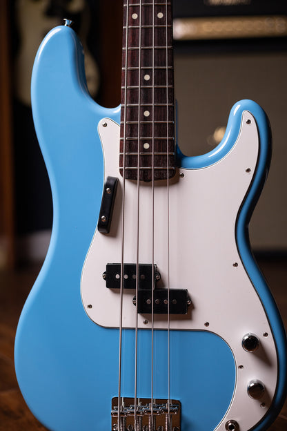 Fender Made in Japan Limited International Color Precision Bass - Maui Blue