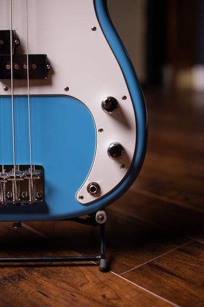 Fender Made in Japan Limited International Color Precision Bass - Maui Blue