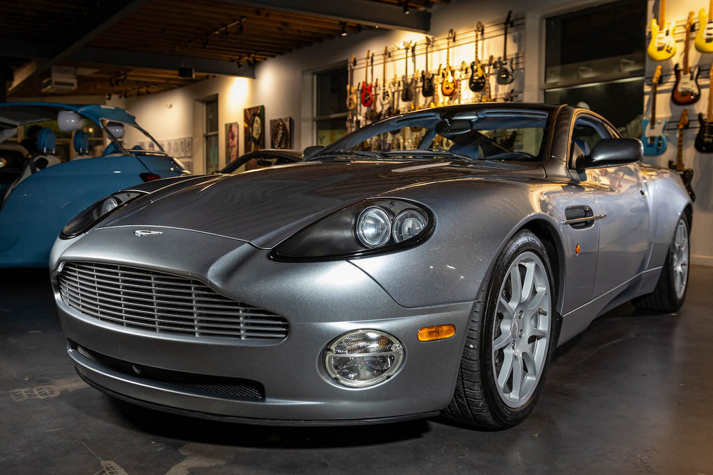 2004 Aston Martin Vanquish 500 SDP - Grigio Titanio