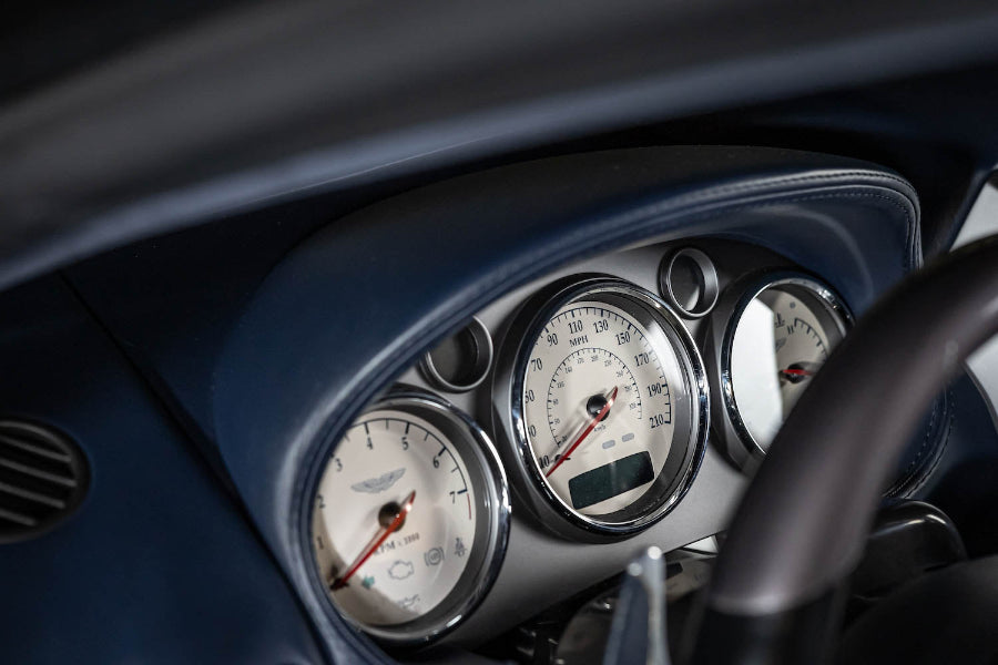 2004 Aston Martin Vanquish 500 SDP - Grigio Titanio